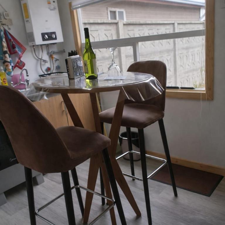 Red cat house - One-Bedroom Apartment - 10