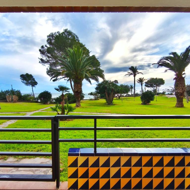 Apartamento frente al mar con piscina Miami Platja - Apartamento de 2 dormitorios - 33