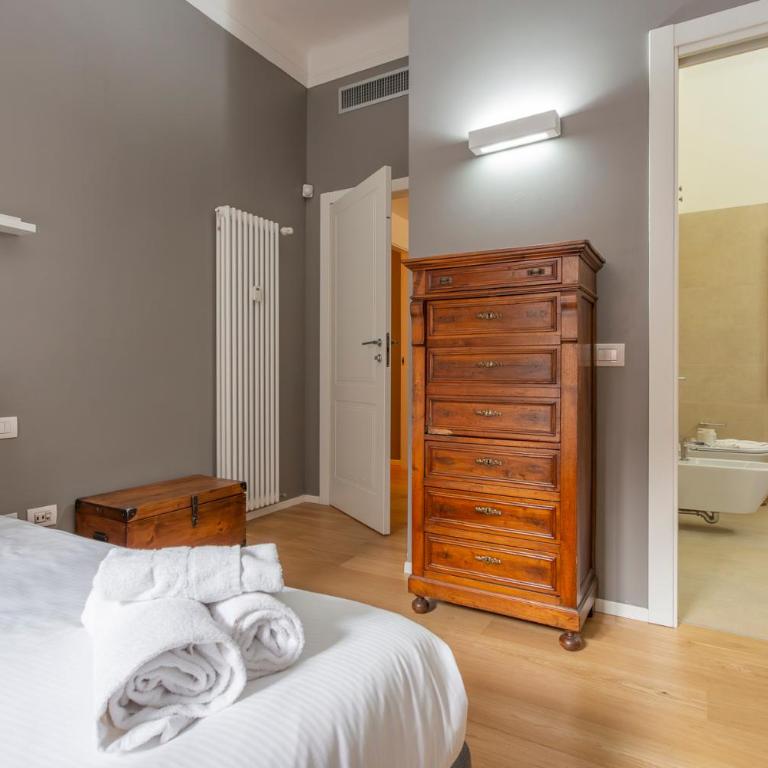 HomeLovers Two Rooms Close to City Life MM1 Metro - Appartamento con 2 Camere da Letto - 9