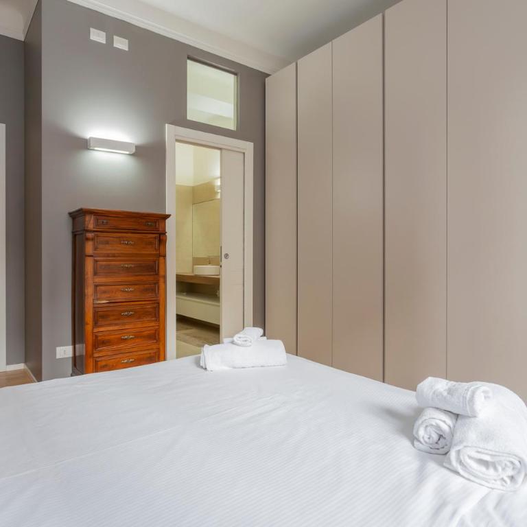 HomeLovers Two Rooms Close to City Life MM1 Metro - Appartamento con 2 Camere da Letto - 10