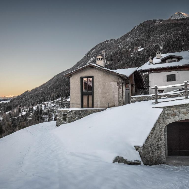 HelloCHALET Chalet Les Fleurs - Scenic Alpine Escape 70 metres from the cable car - Chalet Superior - 34