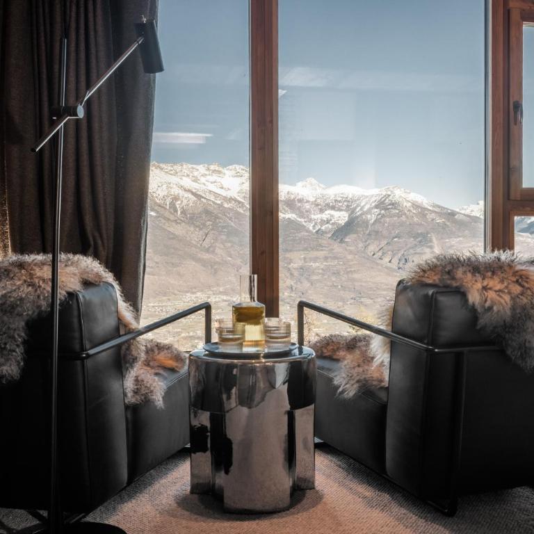 HelloCHALET Chalet Les Fleurs - Scenic Alpine Escape 70 metres from the cable car - Chalet Superior - 8