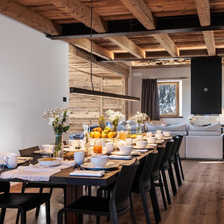 HelloCHALET Chalet Les Fleurs - Scenic Alpine Escape 70 metres from the cable car - Chalet Superior - 14