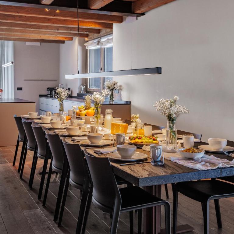 HelloCHALET Chalet Les Fleurs - Scenic Alpine Escape 70 metres from the cable car - Chalet Superior - 23