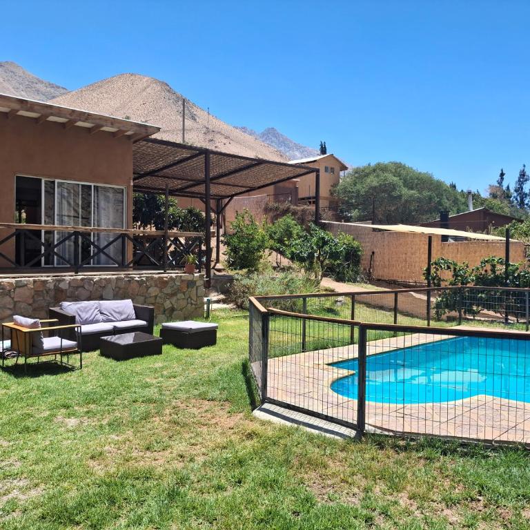 Casa Elqui - Two-Bedroom House - 1