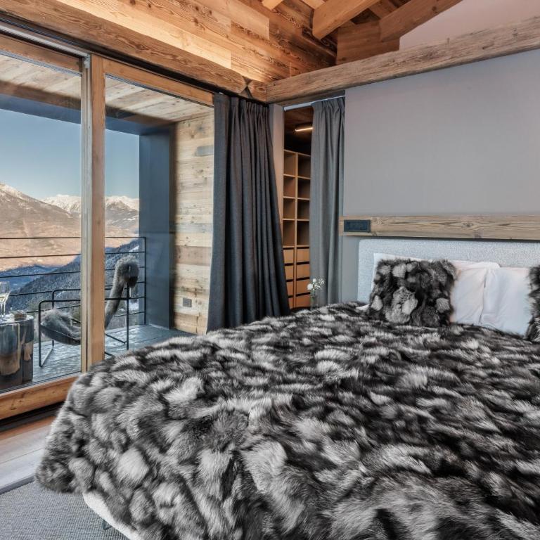 HelloCHALET Chalet Les Fleurs - Scenic Alpine Escape 70 metres from the cable car - Chalet Superior - 49