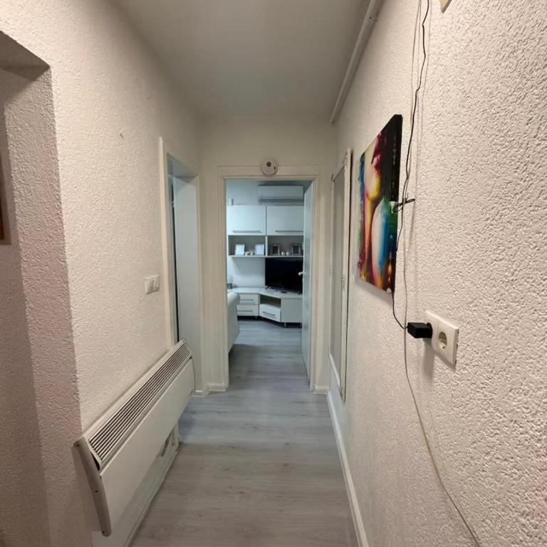 Apartman Dream Free Parking - Apartman sa 1 Spavaćom Sobom - 2