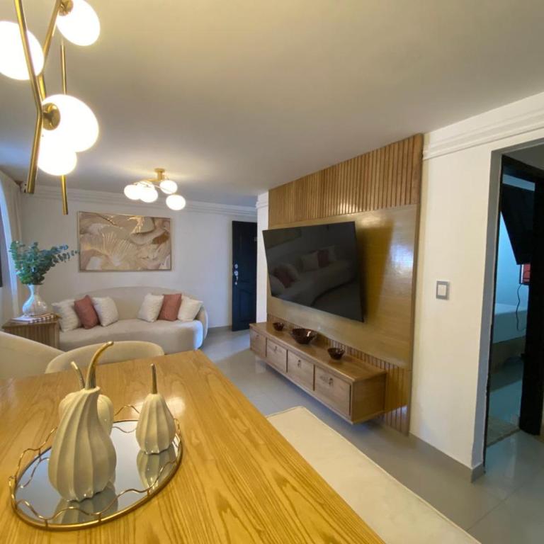 Apartamento cómodo y excelente ubicación - Two-Bedroom Apartment - 1