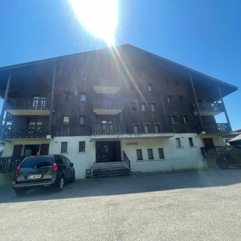 Studio rénové proche centre Samoëns avec balcon et proximité ski-bus - FR-1-624-159 - Studio - 16