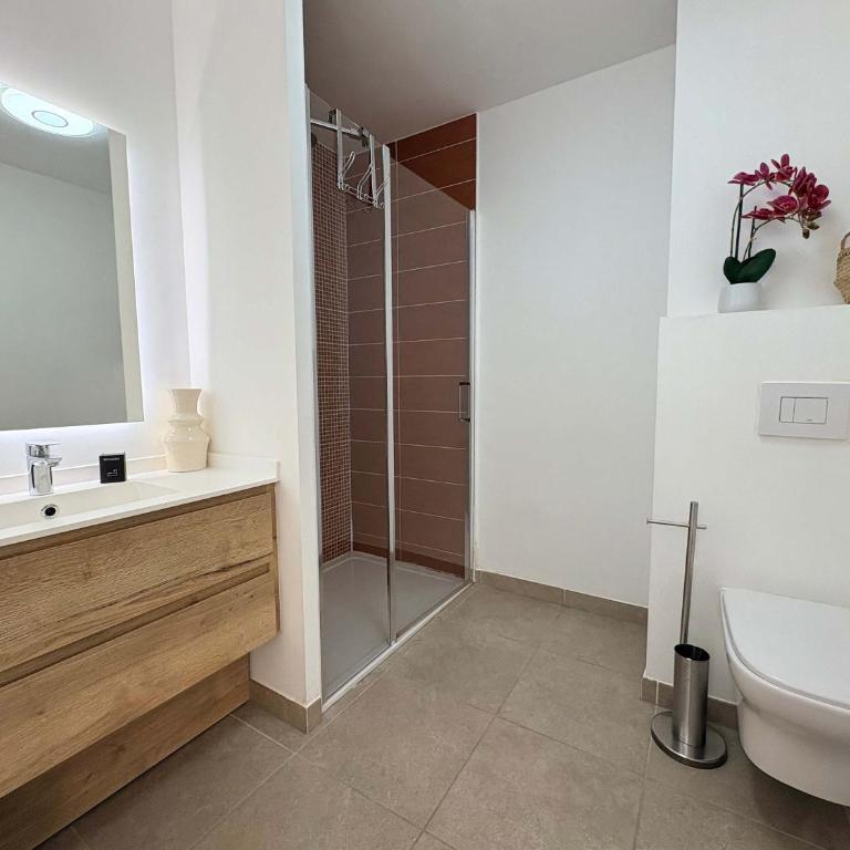 Valras-Loc Archipel Capri Jacuzzi with Sea View - Apartment - 13