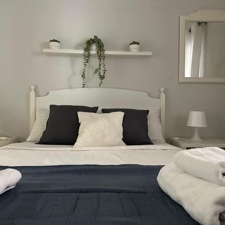 Heated Poolside Paradise Los Cristianos - Apartamento - 26