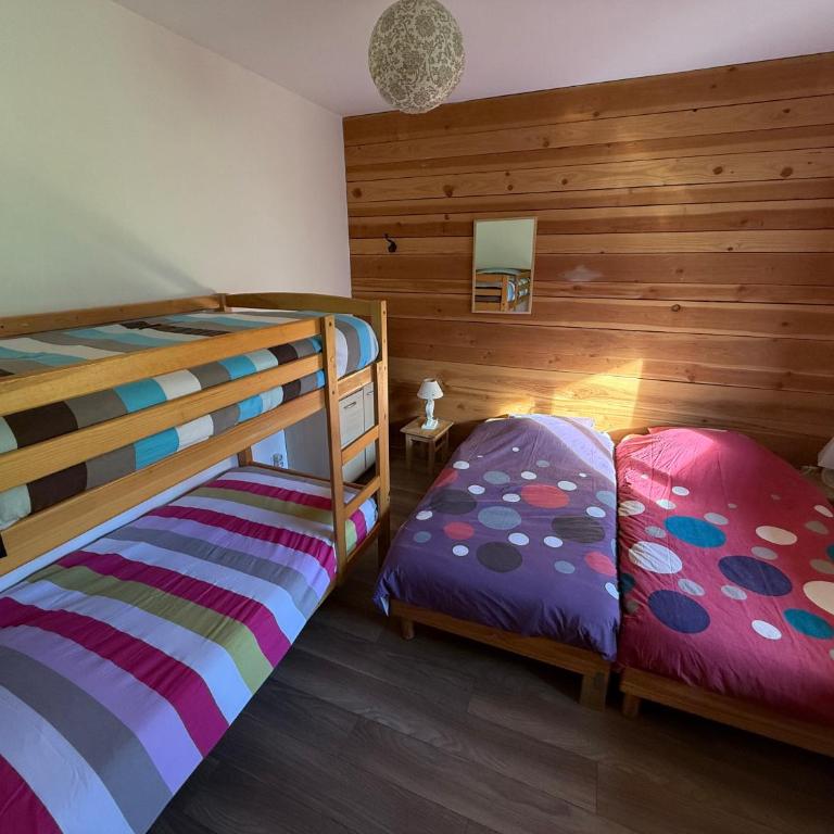 Gite La Grange sur les Bois - Maison 5 Chambres - 9