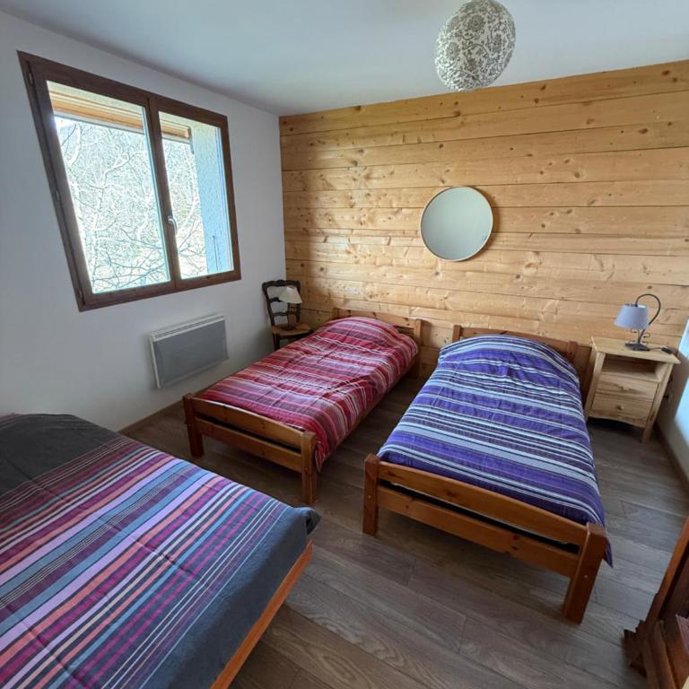 Gite La Grange sur les Bois - Maison 5 Chambres - 10