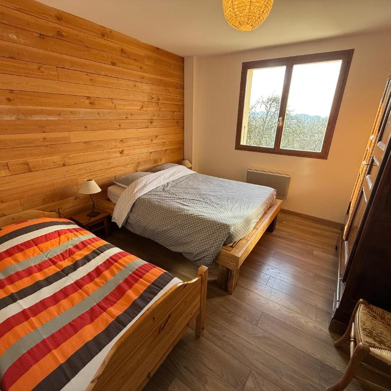 Gite La Grange sur les Bois - Maison 5 Chambres - 11