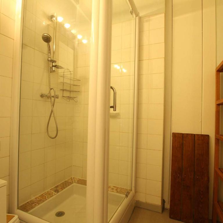 Appartement cosy pour 6 à Chantemerle, Serre-Chevalier. Balcon, parking, casier à ski, 2 étoiles. - Appartement 1 Chambre - 24
