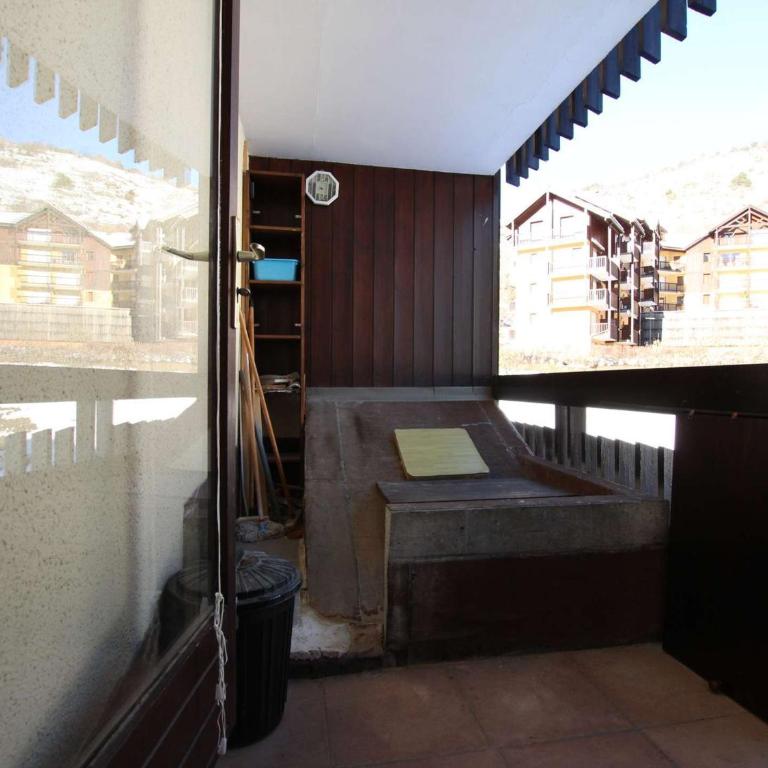 Studio cosy à Saint-Chaffrey - 3 couchages, équipé, proche pistes ski, WiFi en option - Appartement 1 Chambre - 14
