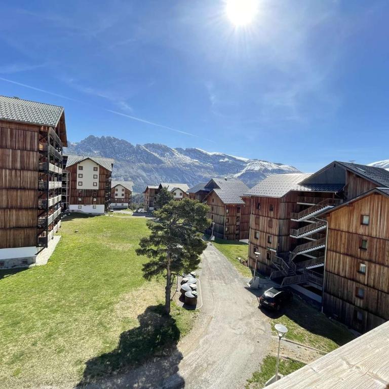 Appartement 2 pièces, 6 pers, animaux admis, parking, près des pistes - FR-1-525-281 - Apartment - 14