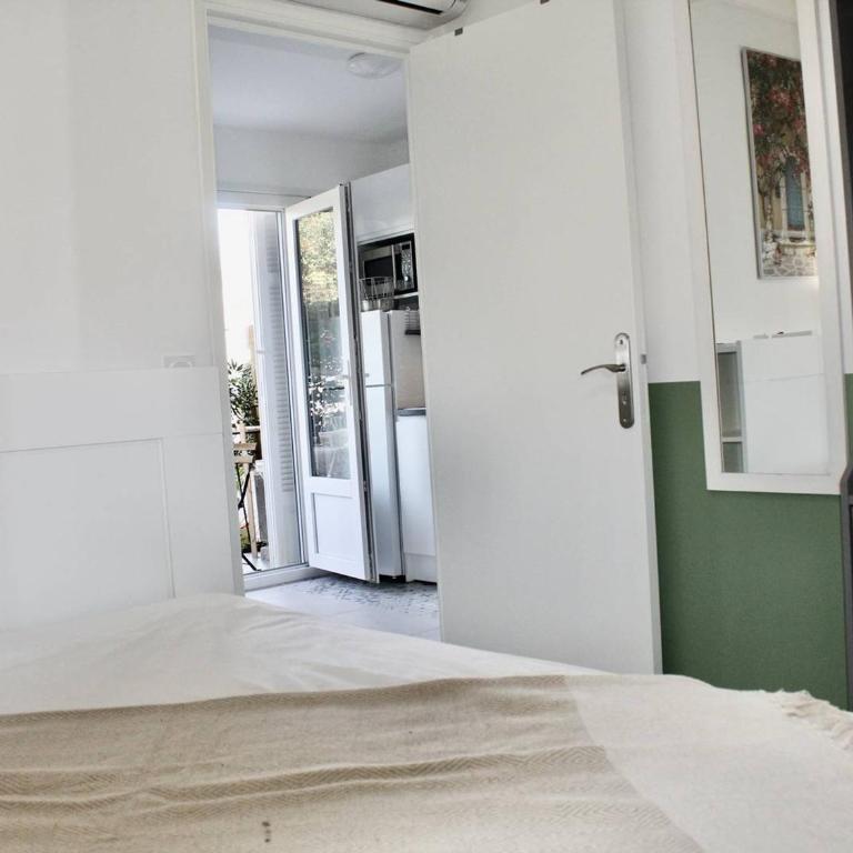 Charmant 2P Climatisé, Terrasse et Parking, 4 Couchages - Villeneuve-Loubet - FR-1-252A-115 - Appartement - 21