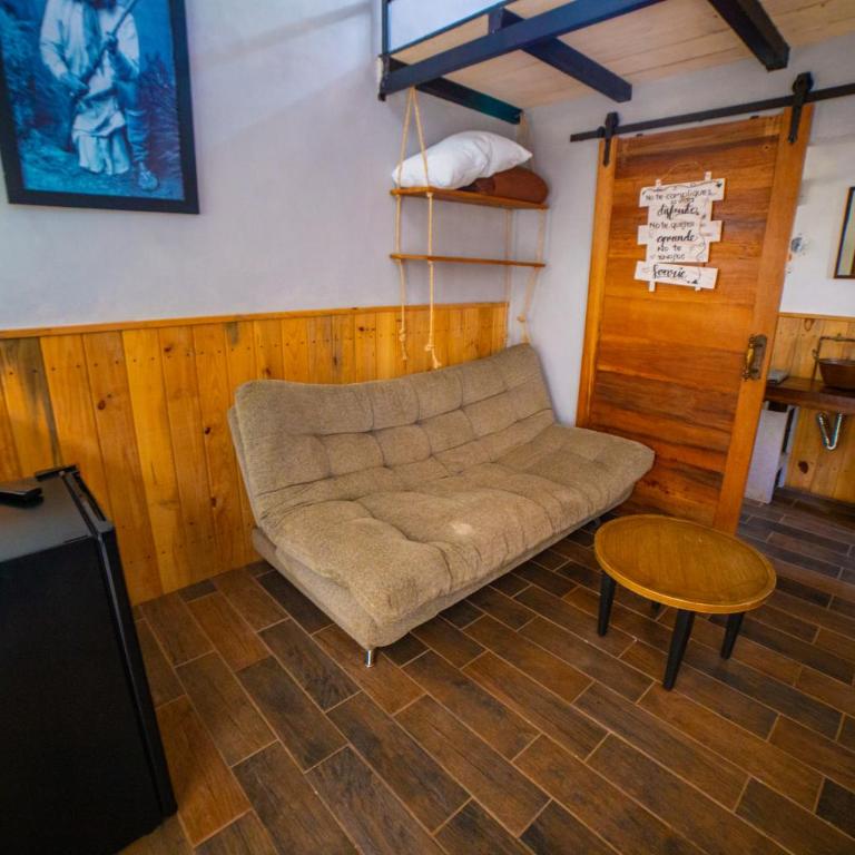 Tombstone - Double Room with Garden View - 10