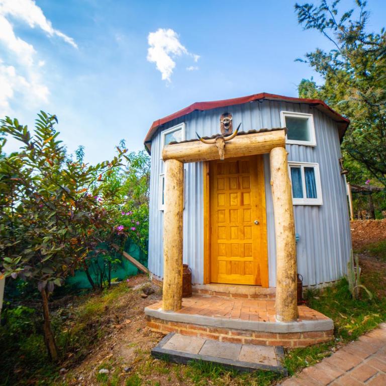Tombstone - Double Room - 3