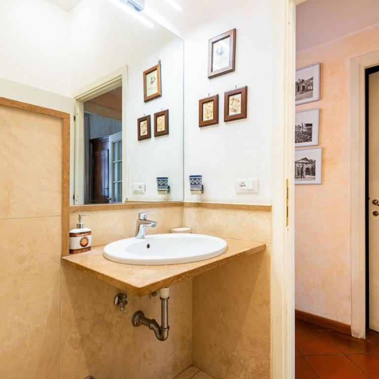 Charming Roman home by the Colosseum - Appartamento con 2 Camere da Letto - 18