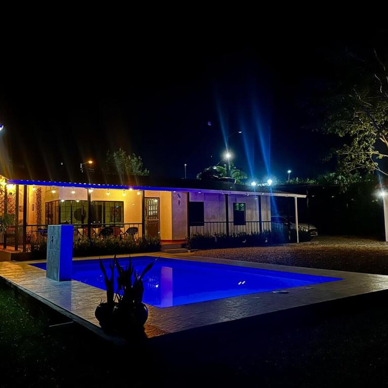 Casa de descanso para Familias y grupos de Amigos! - Casa de 4 dormitorios - 17