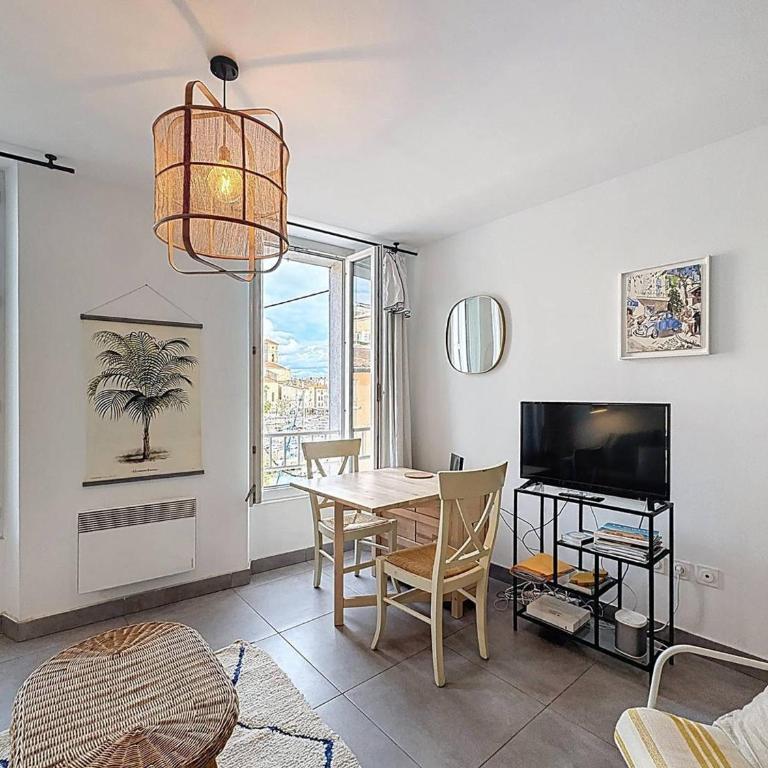 Appartement T2 lumineux sur le Vieux Port, La Ciotat - FR-1-770-11 - Apartment - 8
