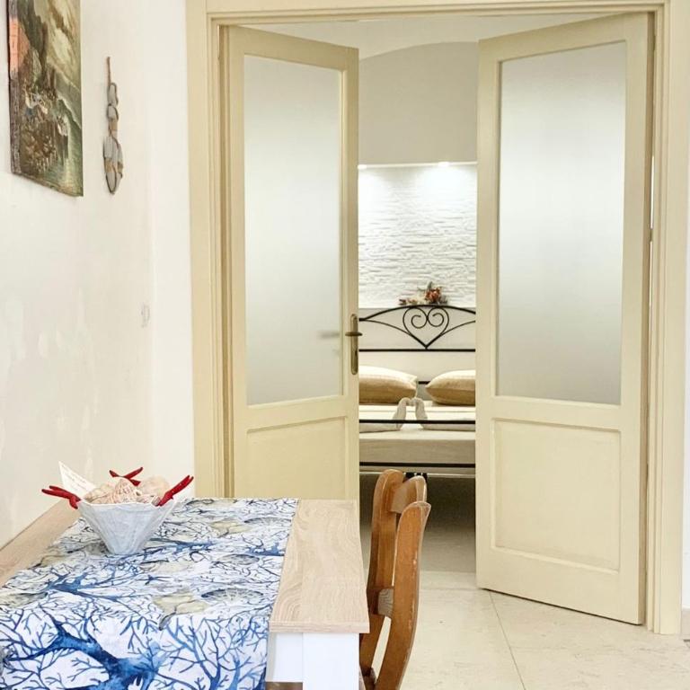 Roncella e la Sua Storia Gallipoli Centro Storico - Appartamento con 2 Camere da Letto - 15