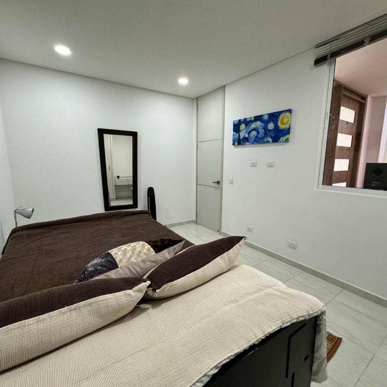 Lujoso apartamento en condominio campestre, Cerritos - Two-Bedroom Apartment - 5