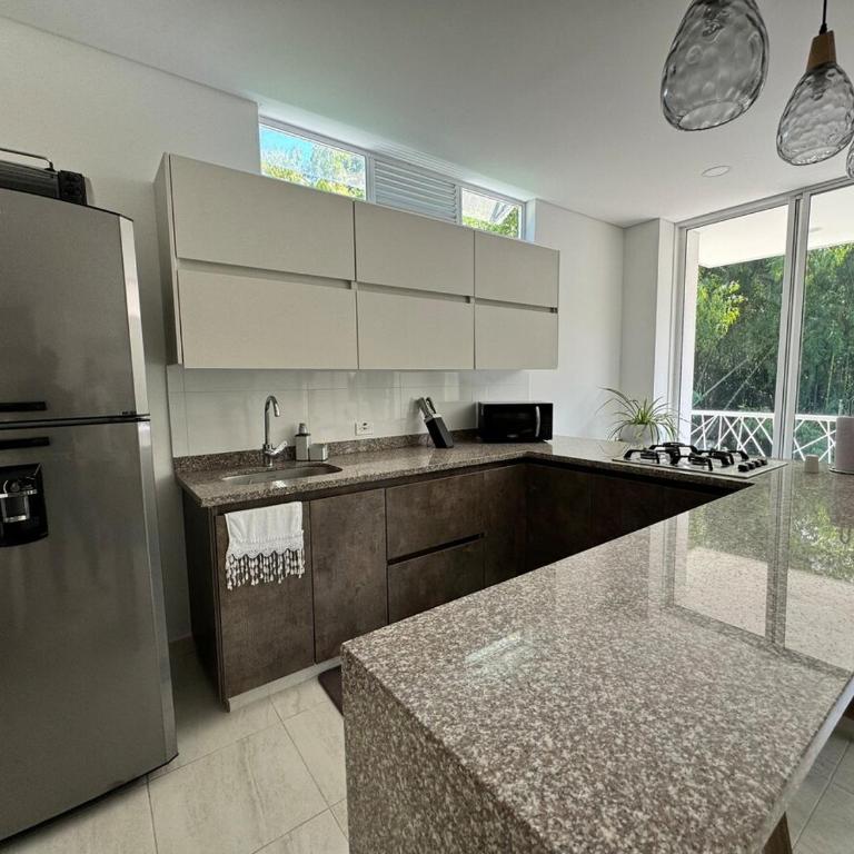 Lujoso apartamento en condominio campestre, Cerritos - Two-Bedroom Apartment - 11