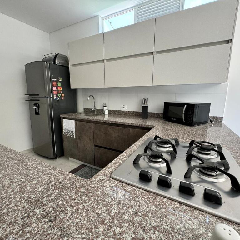 Lujoso apartamento en condominio campestre, Cerritos - Two-Bedroom Apartment - 17