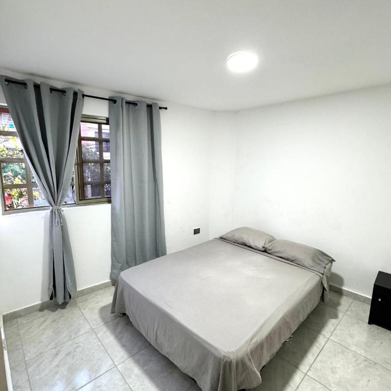 Apartamento completo en San Cayetano Oeste Cali - Deluxe Apartment - 10
