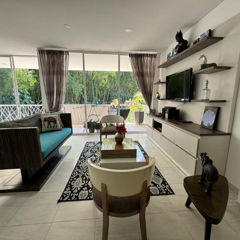 Lujoso apartamento en condominio campestre, Cerritos - Two-Bedroom Apartment - 27