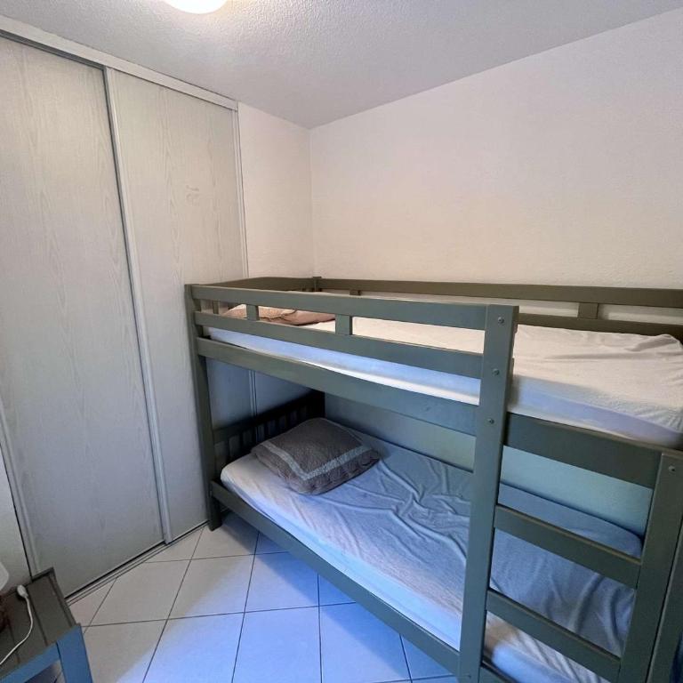 Appartement T3 Climatisé avec Jardin Privatif - Proche Plages et Commerces à Cavalaire-sur-Mer - FR-1-226B-32 - Appartement (6 Adultes) - 7