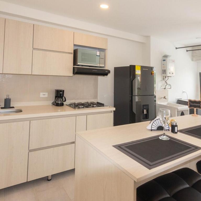Apartamento lujoso en la mejor zona de Pereira! - One-Bedroom Apartment - 12
