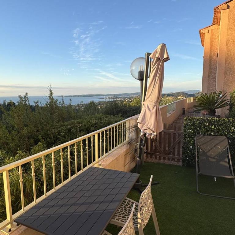 T2 super équipé avec terrasse, piscine et climatisation - FR-1-768-46 - Appartement - 16