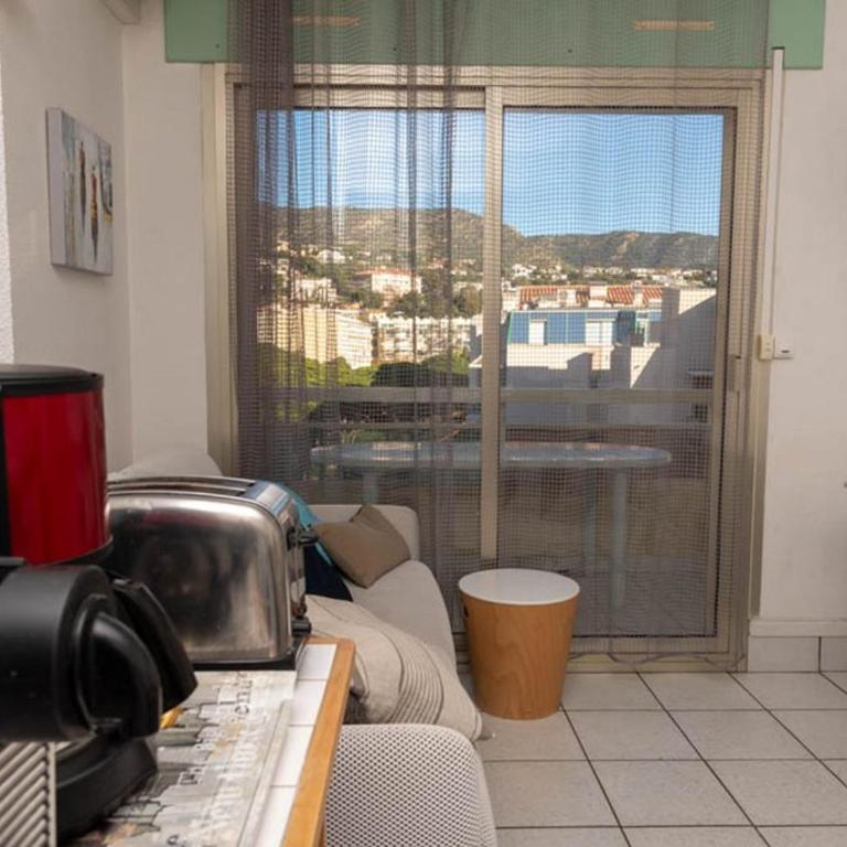 Le Lavandou T2 pour 4 pers avec balcon et parking - FR-1-803-1 - Apartment - 11