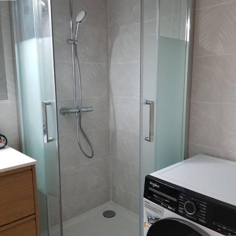 Appt 2P avec terrasse et parking - Le Lavandou - FR-1-251-544 - Apartment - 15