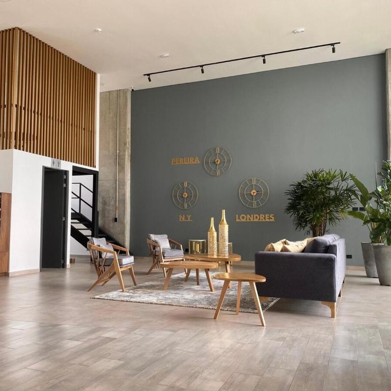 Suite tipo loft de lujo cerca al aeropuerto con AC - One-Bedroom Apartment - 16