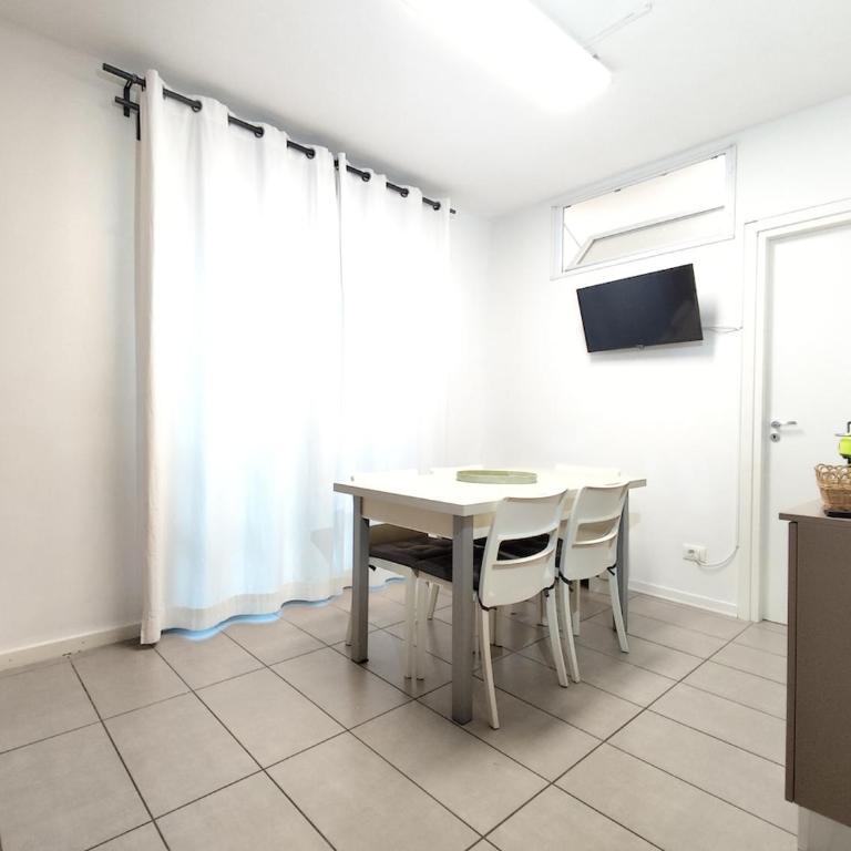 Casa Raffy - Two-Bedroom Apartment - 5