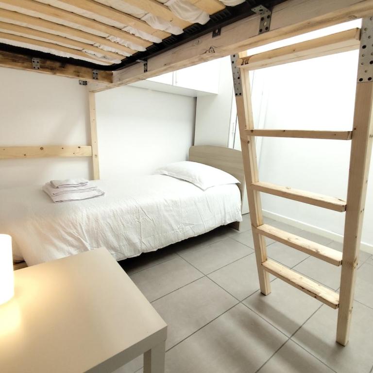 Casa Raffy - Two-Bedroom Apartment - 12
