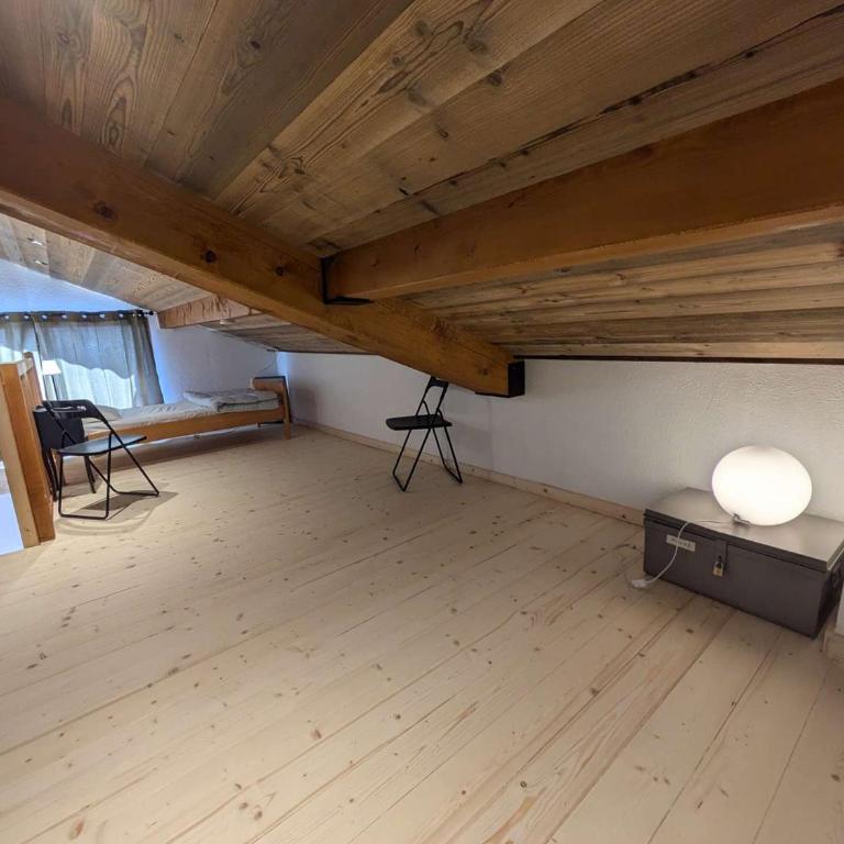 Duplex 4 pers. à Arêches-Beaufort, piscine, balcon sud, centre village - Appartement 2 Chambres - 7