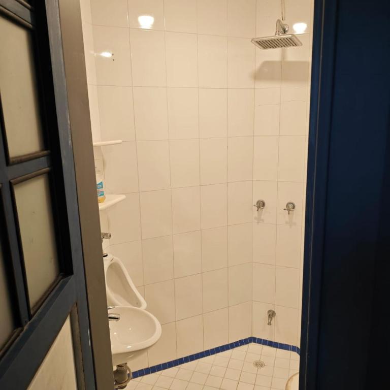 King's Apartments 402 - One-Bedroom Apartment - 6