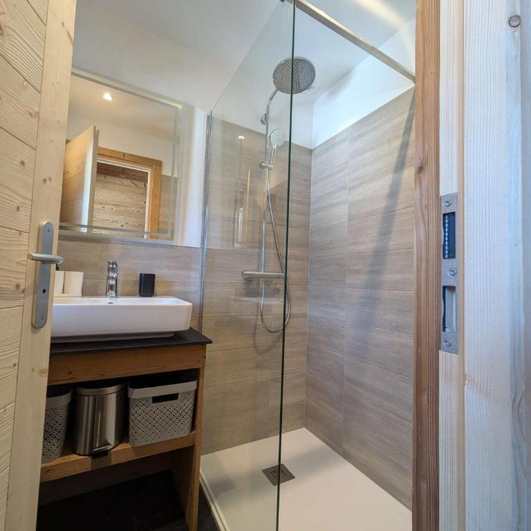 Chalet 4 chambres, confort moderne, Arêches-Beaufort - Appartement 4 Chambres - 11