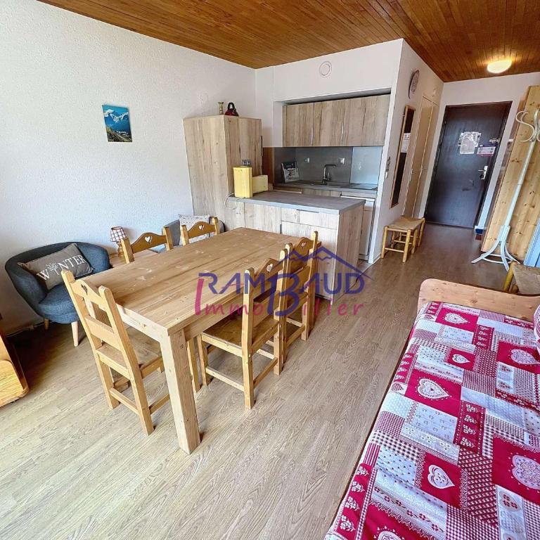 Appartement Lumineux - 6 Personnes - Centre de Valloire - FR-1-854-41 - Apartment - 7