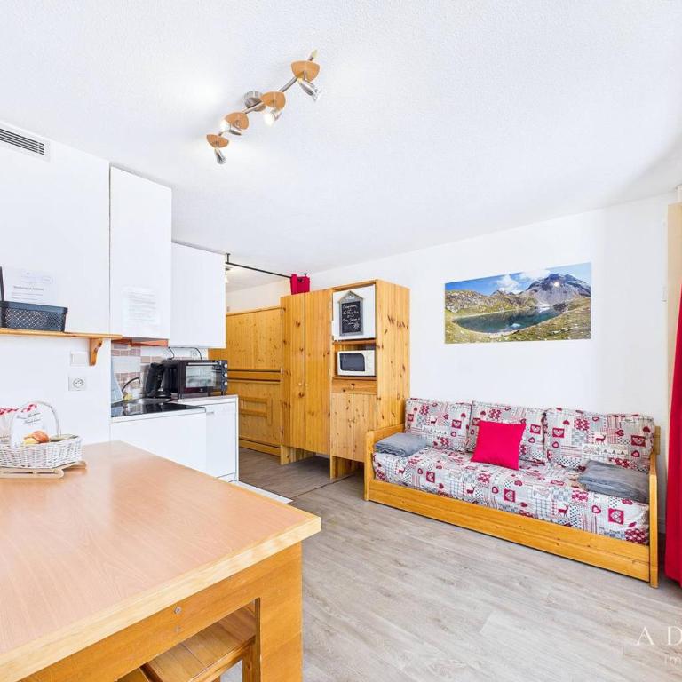 Appartement 2 Pièces - Balcon Ouest, Proche Pistes et Commerces - 4 Pers, 2* - FR-1-398-516 - Appartement (6 Adultes) - 1