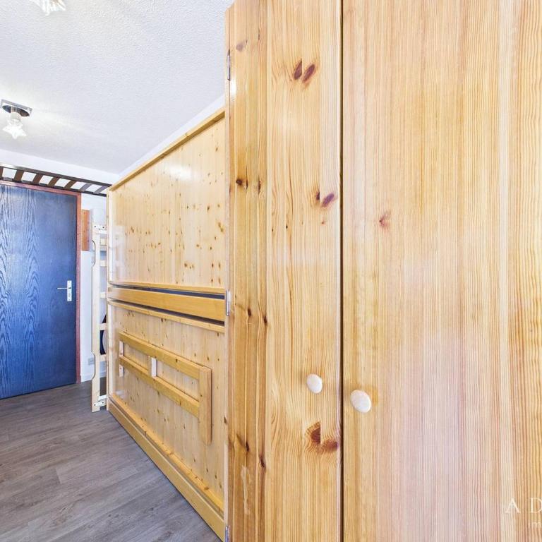 Appartement 2 Pièces - Balcon Ouest, Proche Pistes et Commerces - 4 Pers, 2* - FR-1-398-516 - Appartement (6 Adultes) - 12