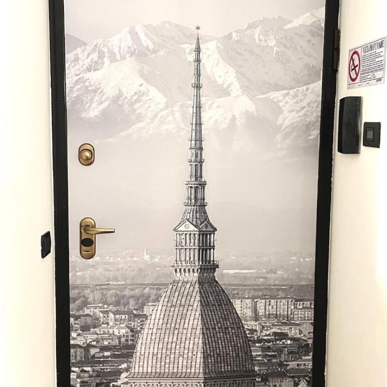Suite Mole Antonelliana - Studio with Balcony - 22