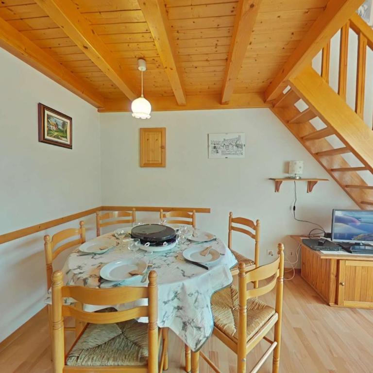 Appt 2P + mezzanine pour 6 - skis aux pieds - garage - WIFI - FR-1-241-21 - Apartamento (6 adultos) - 4