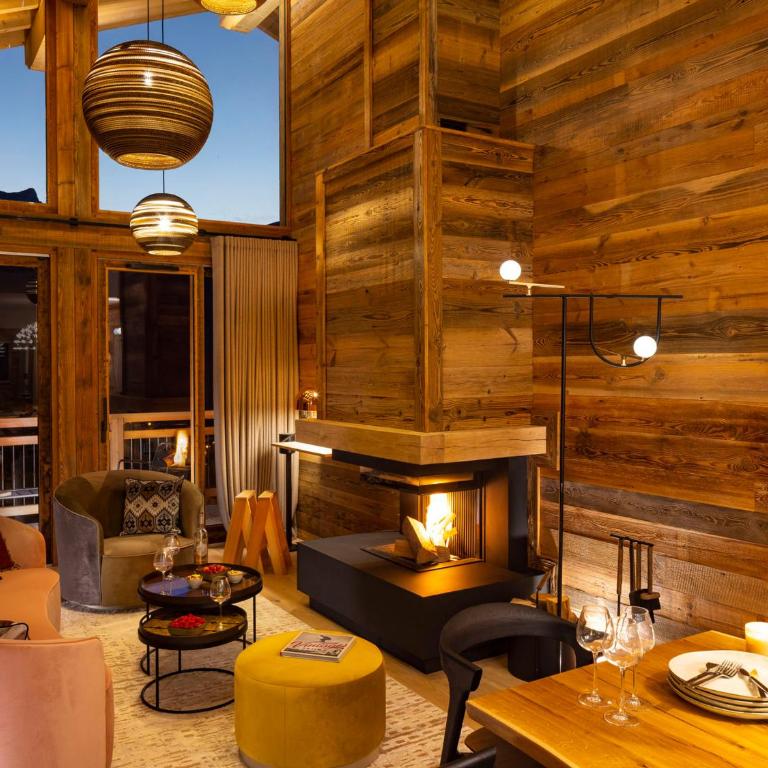 Chalet luxueux sur les pistes, sauna, parking inclus - FR-1-344-1219 - Chalet - 2